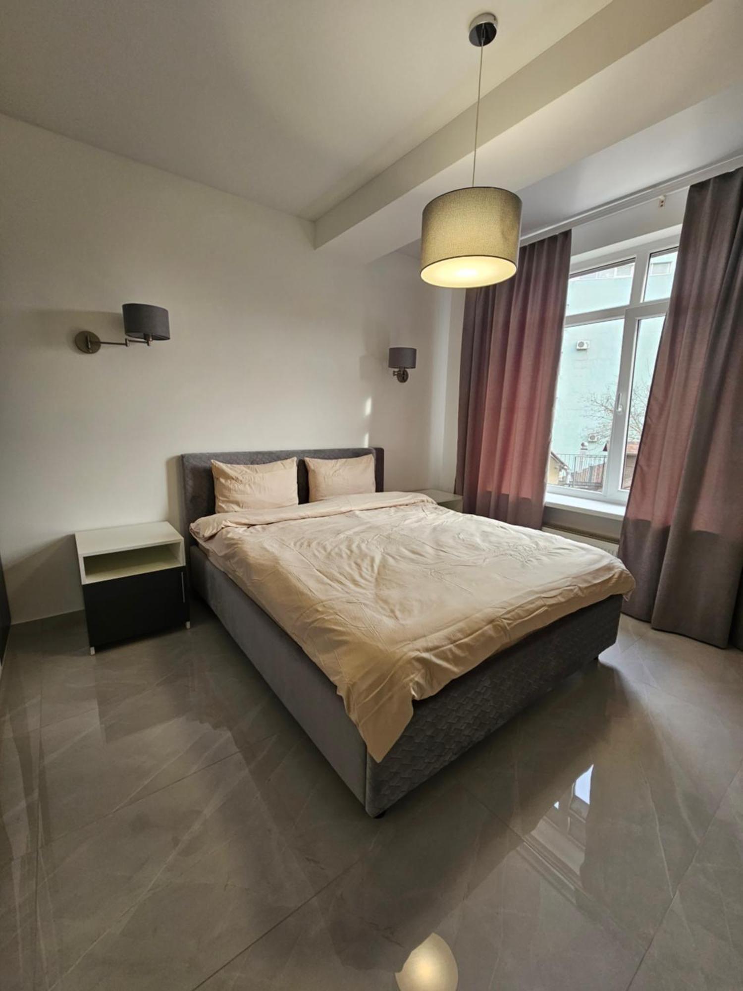 Apartament Midi - *